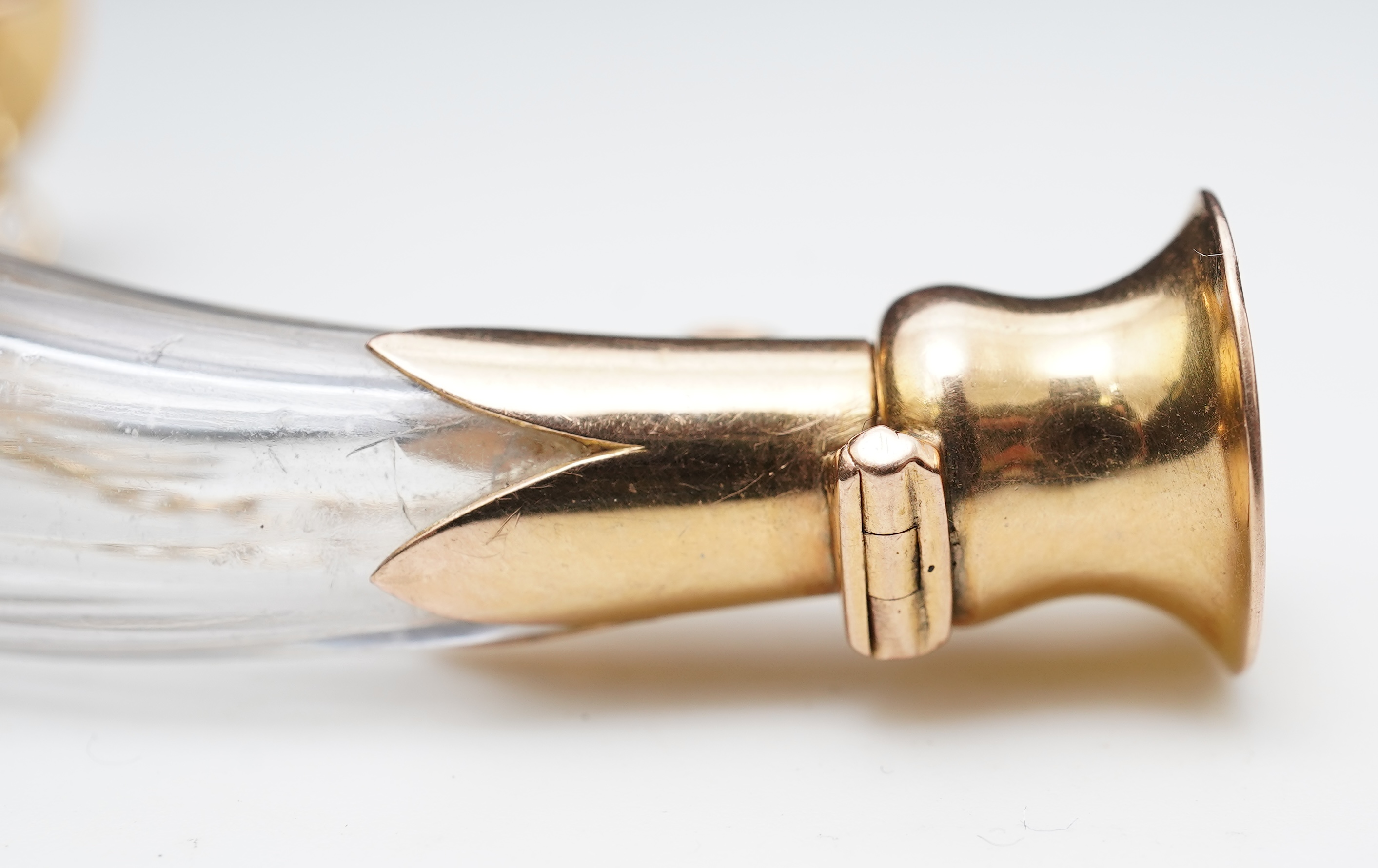 A gold and glass scent bottle, France, late 19th/early 20th century